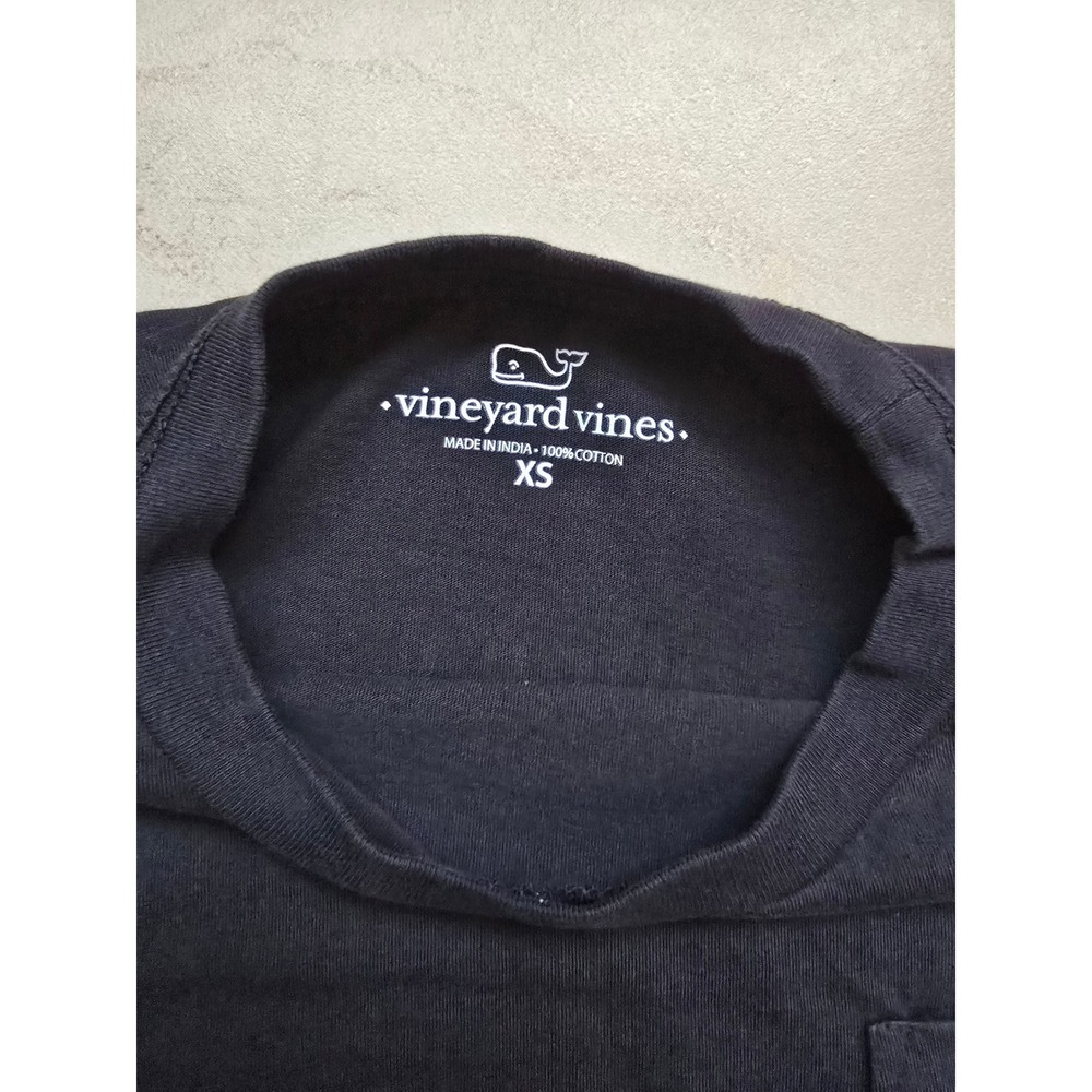 Vineyard Vines Neon Graphic Whale Pocket Tee Shirt Mens XS Black - Picture 5 of 6